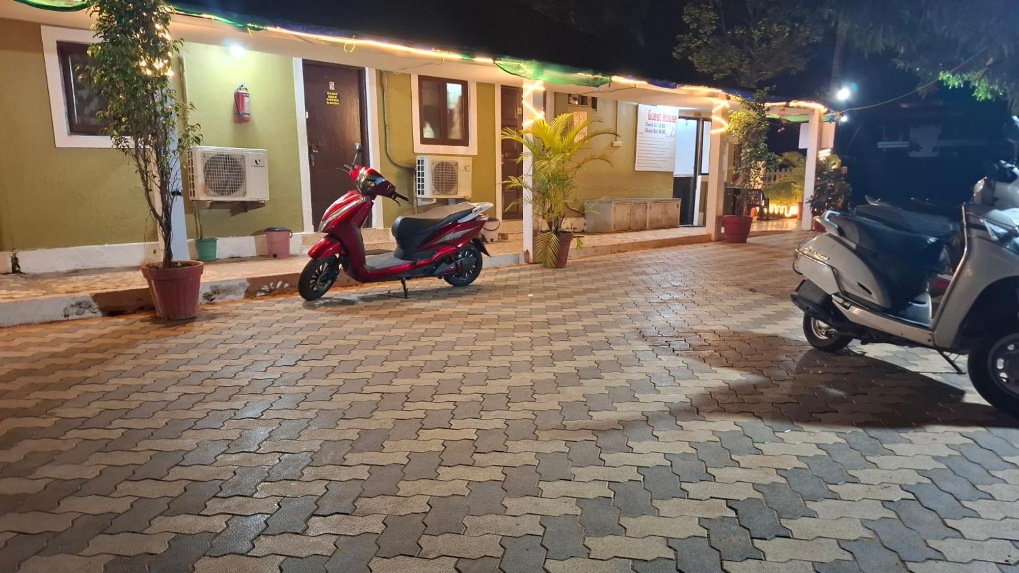 Samaira Guest House Colva Exterior photo